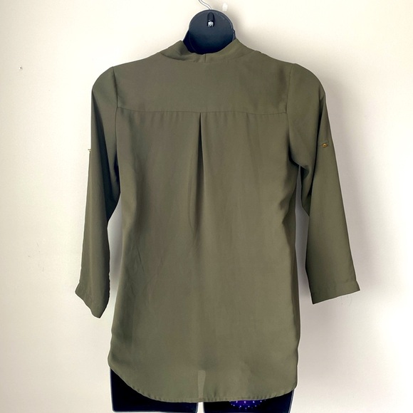 Mossimo Women’s Olive Green Blouse - Picture 2 of 9